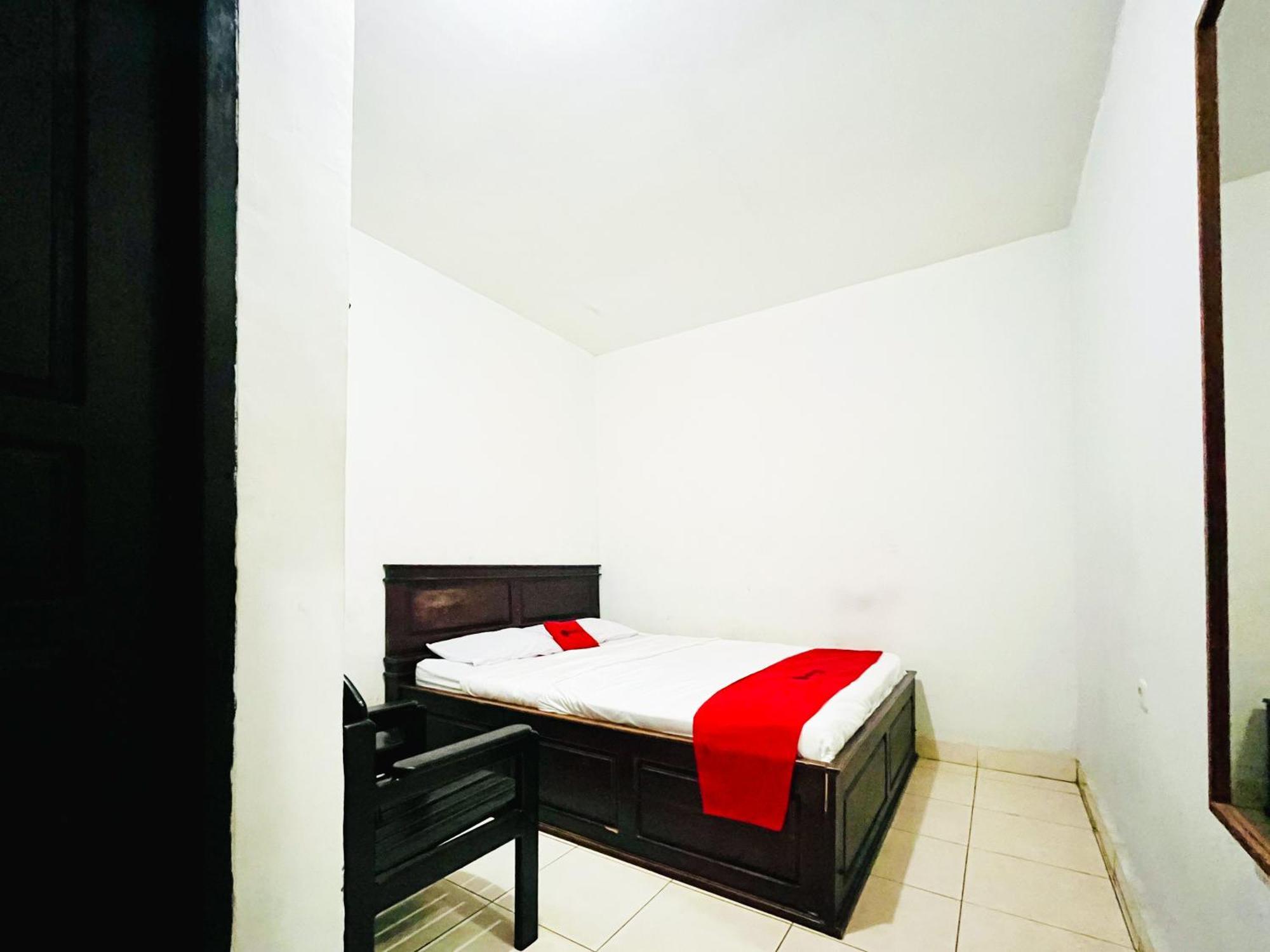 Reddoorz At Krisan Kendari Hotel Pulupanda Bagian luar foto